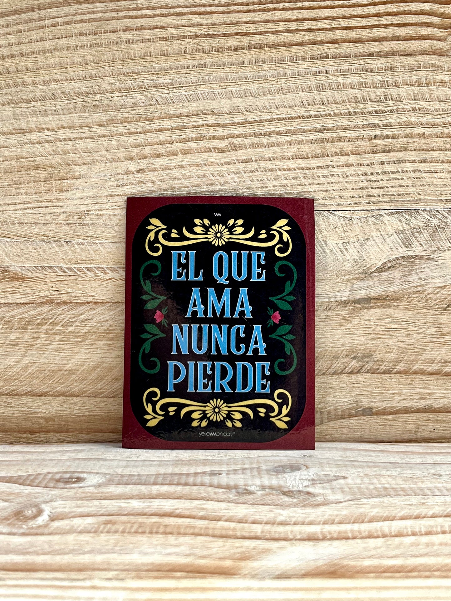 EL QUE AMA NUNCA PIERDE